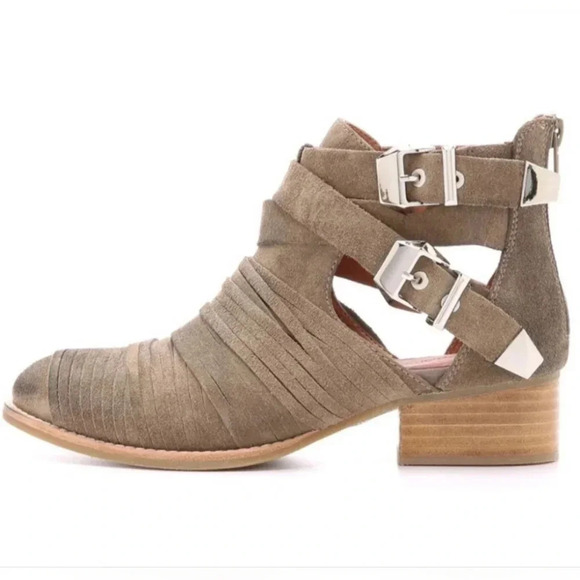 Jeffrey Campbell Nuestra Suede Cut-Out Buckle Booties Size 9